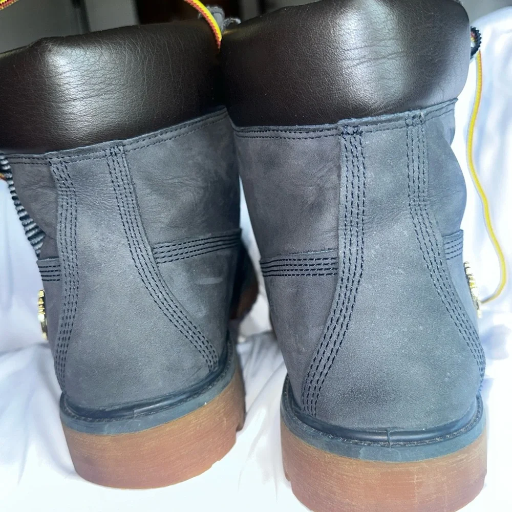 TIMBERLAND 6 INCH PREMIUM WATERPROOF NUBUCK BOOTS - Picture 7 of 10